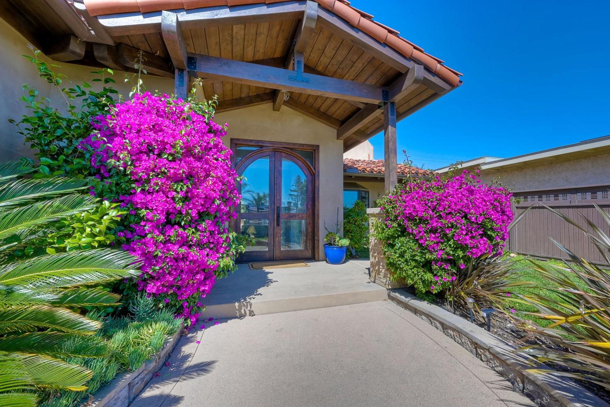 Walk To The Beach - Outdoor Dining - Spacious Carlsbad Exterior foto